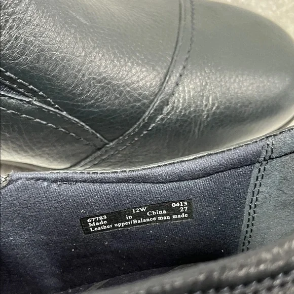 Clarks “in-motion” Women's Navy Blue Leather Loafers 12w 12 wide - Picture 3 of 14